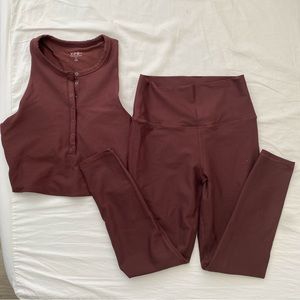 Abercrombie YPB Workout Set in Cocoa Size Small
